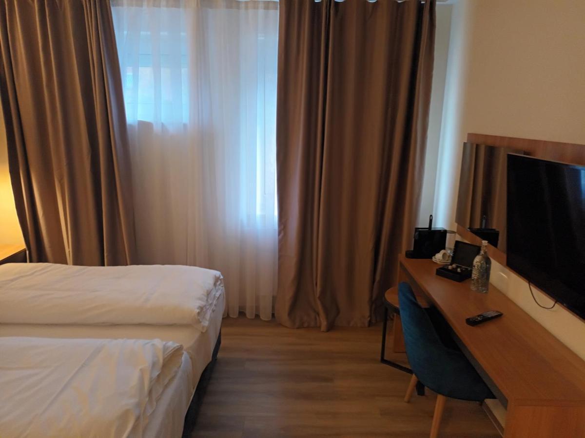 O&O Hotel Oberursel Zentrum Экстерьер фото